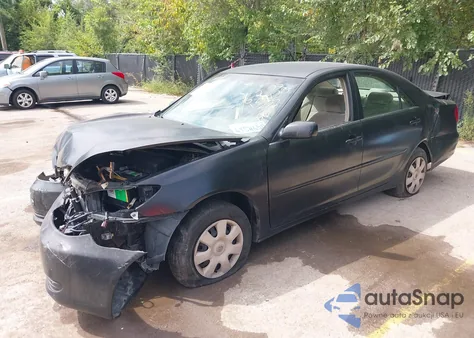 2002 Toyota Camry Le из США, поврежденный, VIN 4T1BE32K02U083575